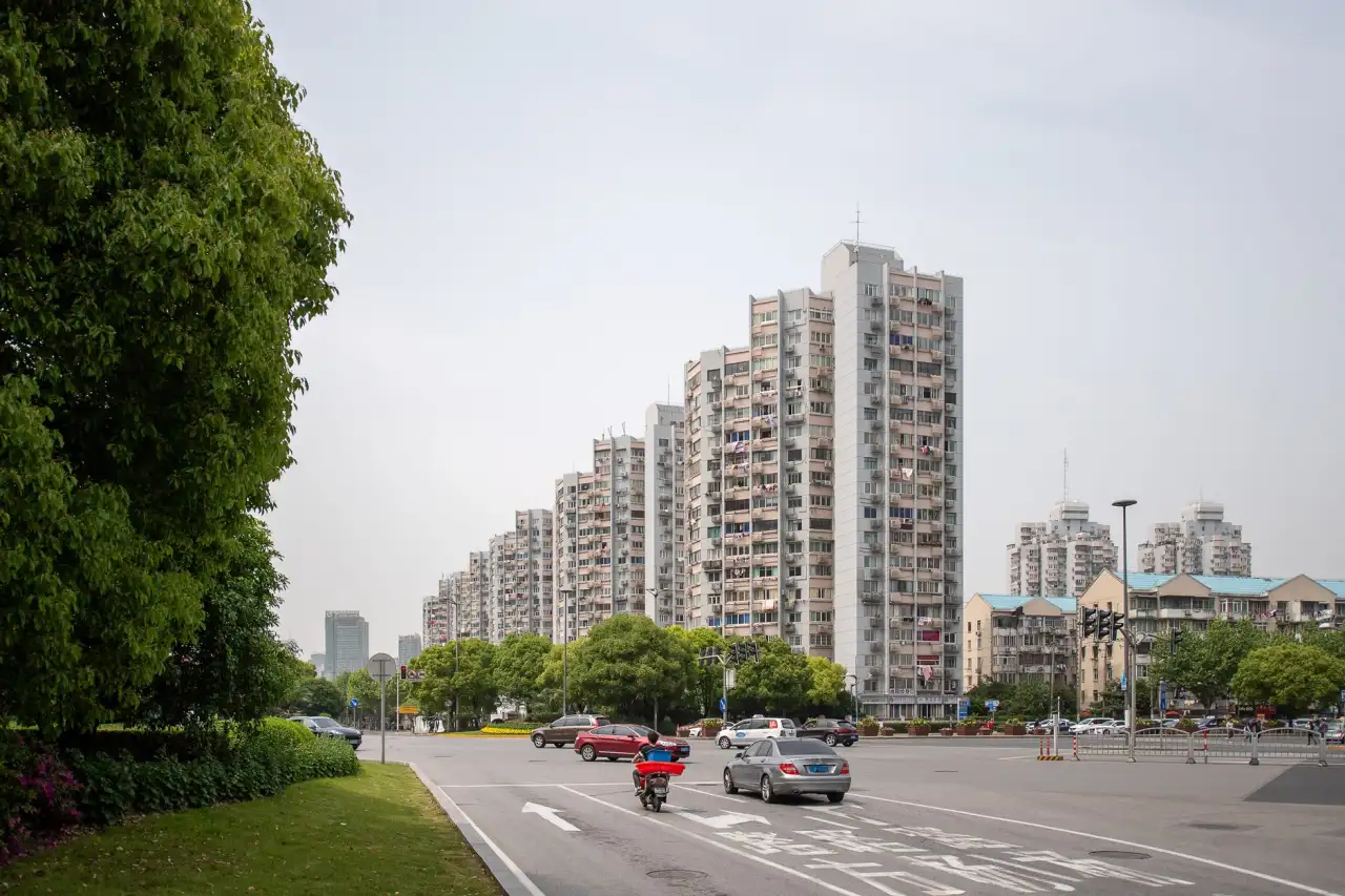 会议桌椅人体工学设计要点与采购技术指标解析