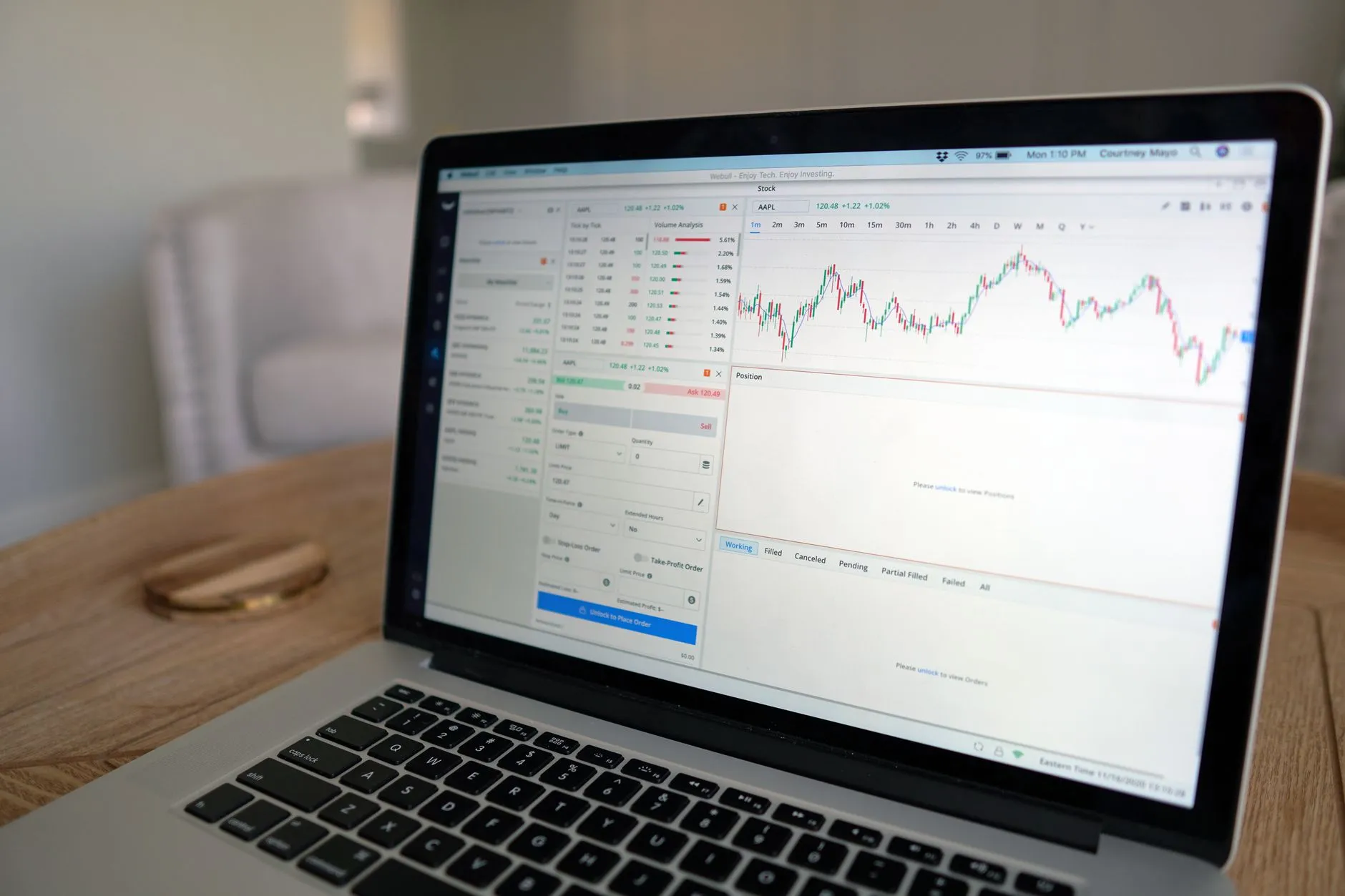 长沙德奥家具解析办公家具行业绿色环保标准新动向