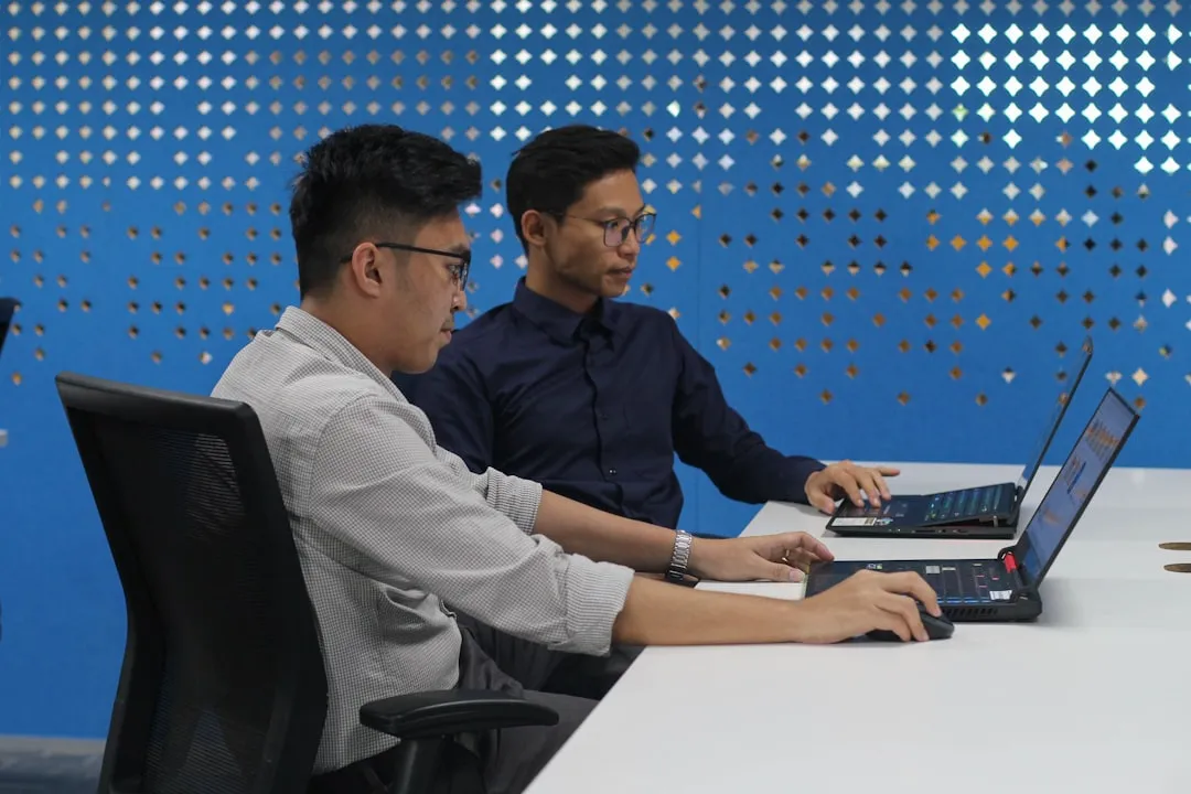 长沙德奥家具会议桌椅与文件柜产品参数对比分析