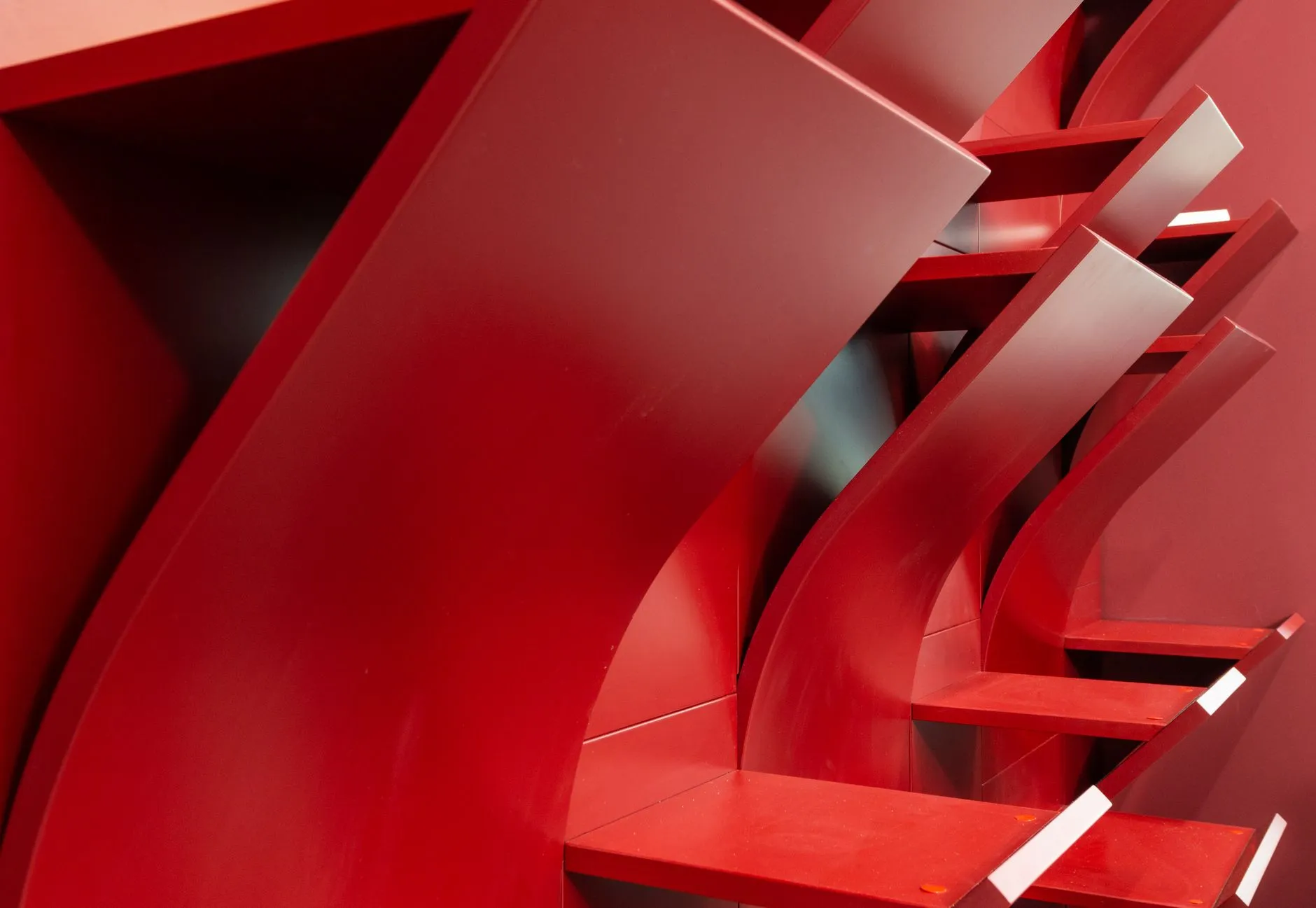 长沙德奥家具办公桌椅与文件柜的材质工艺差异详解正文配图 1